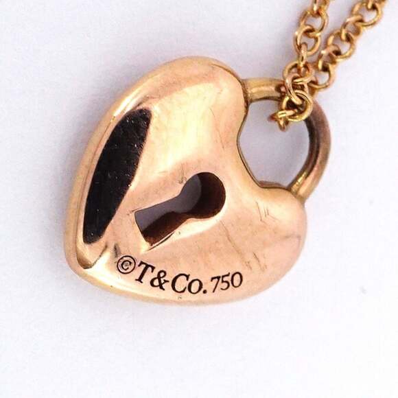 TIFFANY Authentic 18k Gold Heart Necklace